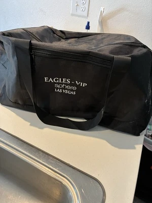 Bolso de Lona Eagles VIP Swag Sphere Las Vegas, Sombrero Foto 1 de 4