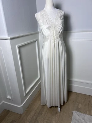 Camisón Olga Vintage Talla M Crema Barrido Completo Foto 1 de 4