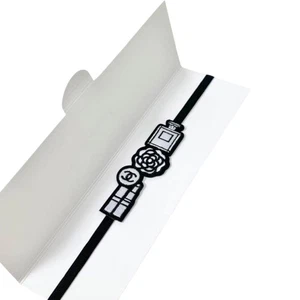 Chanel Lesezeichen oder Stirnband Logo Camelia Blume Brandneu - Bild 1 von 4