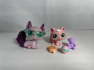 LPS 💕Littlest Pet Shop Authentic Pink Kitten #2575 & Purple Chinchilla #2415 - Picture 1 of 10
