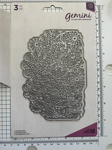 GEMINI CREATE A CARD DIE SET 3 pcs...FLORAL ARRANGEMENT..CUT IN/OUT..INTRICATE.. - Picture 1 of 3