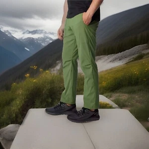 NWT Columbia Omni-Shade Landroamer Ripstop Belted Nylon Pants Men's 36/30 NWT$65 - Picture 1 of 12