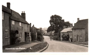 Stretton On Fosse England Vintage Postcard - Picture 1 of 2