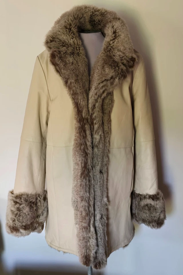 Vtg Excelled Collection Beige Leather Winter Coat Reversible Faux Fur Womens XL - Image 1 of 4