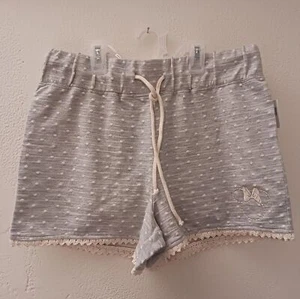 Disney Parks Minnie Mouse Polka Dots Crochet Hem Loungewear Shorts Size Medium - Picture 1 of 8