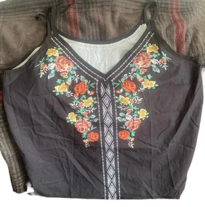 Pre Owned Women's Shein Tank Top Floral V Neck Sz Lg Casual Comfort Fashion - Picture 1 of 8