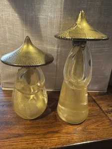 Vintage Pair of Murano Gold Fleck Glass Chinese Figurines - Must See - Picture 1 of 12