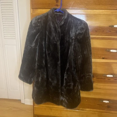 Vintage 1980’s Union Made Women’s Faux Fur Coat Lined Sz 10 Retro Bridgeton - Image 1 of 4