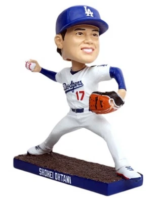 Shohei Ohtani 2025 LA Dodgers Pitching Bobblehead SGA - Image 1 of 2