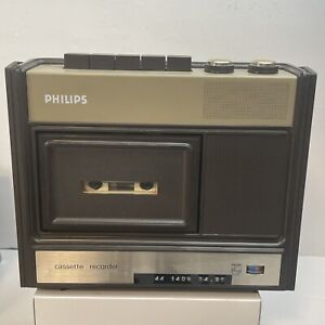 Philips Cassette Recorder - Model 1530 - for Parts or Repair