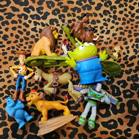 10 Piece Lot The Lion King Pumbaa Simone Toy Story Buzz LightYear Figures Toys Cover