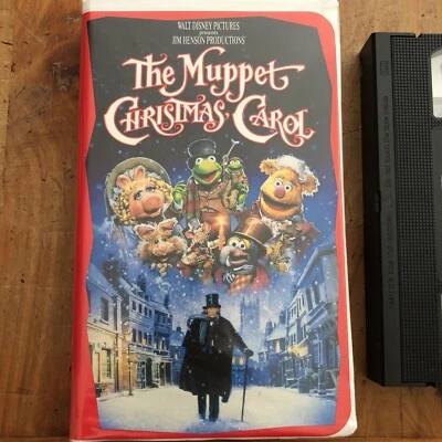 Винтажная видеокассета The Muppet Christmas Carol раскладушка Уолт Дисней Чарльз Диккенс - Изображение 1 из 4