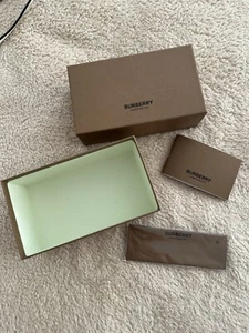 Burberry Sunglasses Box, Case, Cleaning Cloth New - Picture 1 of 2