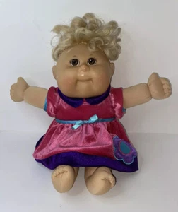 Toys"R"Us 1st Edition Cabbage Patch Doll with Blonde Hair, Blue Eyes K5 2001 - Picture 1 of 12