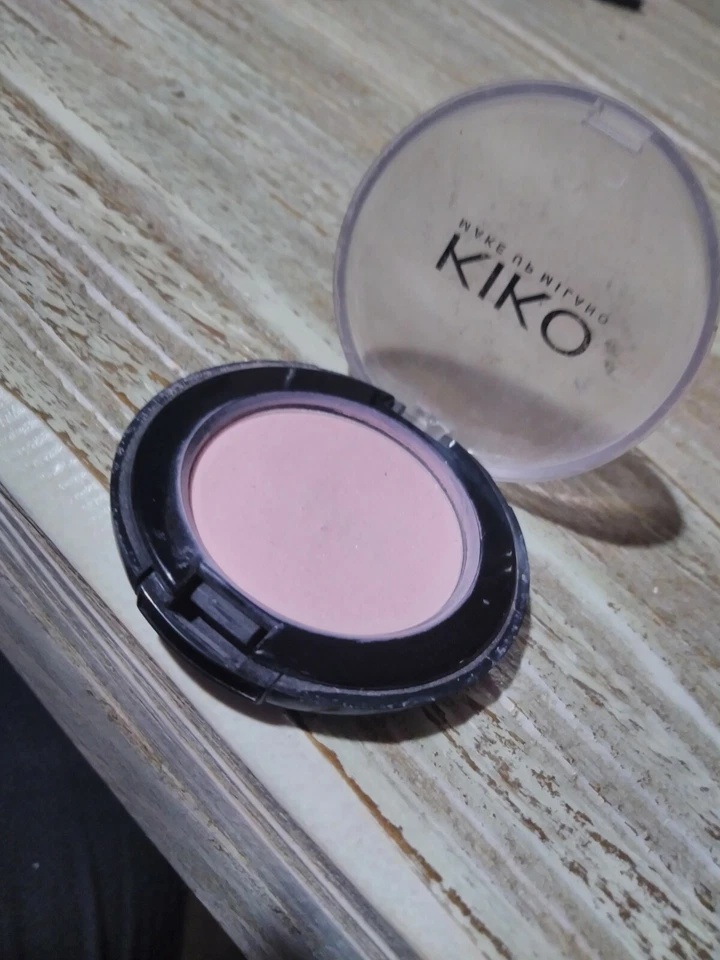 Ombretto rosa - Immagine 1 di 1