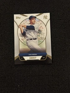 2025 Topps Welcome to the Club MVP #22 Yogi Berra Yankees Baseballkarte - Bild 1 von 2