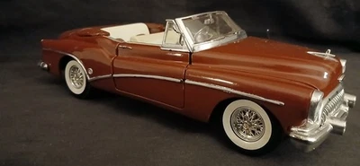 1953 BUICK SKYLARK 1/18 Scale DieCast by Motor Max Pre-Owned No Box USED - Image 1 of 4