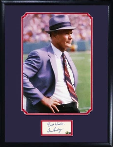 Tom Landry Firmado Autografiado Corte Enmarcado 19x26 Exhibición Dallas Cowboys BAS - Imagen 1 de 2