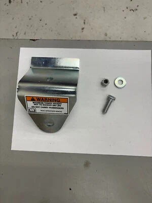 920X Genuine OEM SCAG Trailer Hitch - Fits Cheetah 61", 72" - Image 1 of 4