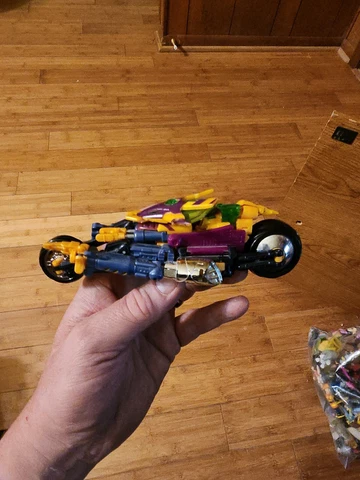 Hasbro Beast Machines Deluxe Class: Thrust Vehicon Toy Figure No Missile Cover