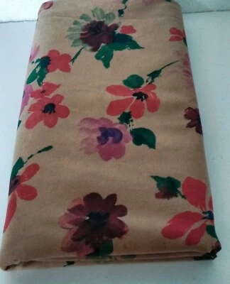 Tela Marrón Imitación Gamuza Ligera Floral 57" x 2.8 Yardas Foto 1 de 3