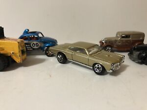 Hot Wheels Larry’s Garage ‘67 Pontiac GTO 1/64 Real Riders Diecast Loose