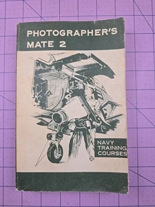 Navy Photographer's Mate 2 Training Course 1958 NAVEDTRA 10452-C - Picture 1 of 10