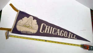 VTG Antique Chicago Illinois Clarence Buckingham Memorial Fountain Felt Pennant - Picture 1 of 2