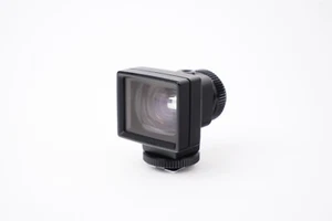 Accessoire pour Mamiya 7. Viseur pour objectif 50mm. Très bon état. - Photo 1/7
