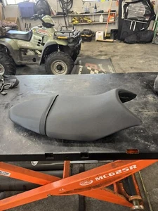 Kawasaki Z125/BR125 OEM Seat New #53066-0529-12Y - Picture 1 of 3