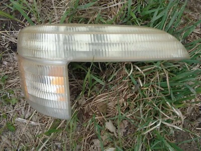 OEM 95 96 97 98 1999 2000 2001 2002 FORD EXPLORER MARCADOR LUZ PASAJERO DERECHO Foto 1 de 3