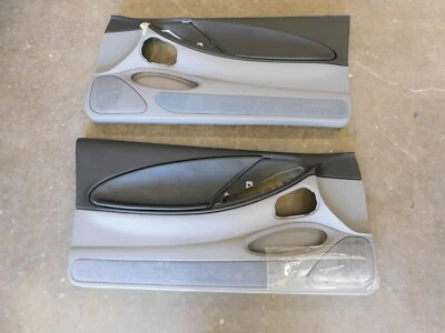 Nuevo de Lote Original Ford 1994 1998 Mustang paneles de puerta 1995 1996 1997 GT V6 gris + negro LP Foto 1 de 4