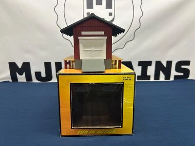 Mth Undecorated (Gray & Black) Country Freight Station Building 30-90004 - Image 1 of 4