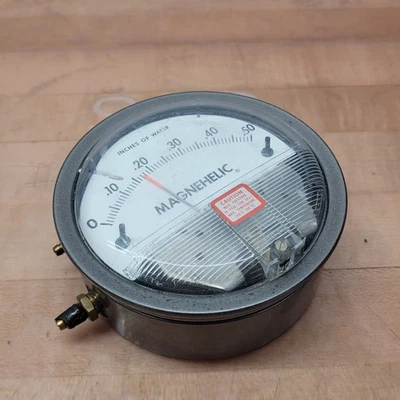 Magnehelic 2000-0 Gauge, 0 - .50 Inches Of Water, 15 PSIG Max - USED - Image 1 of 4