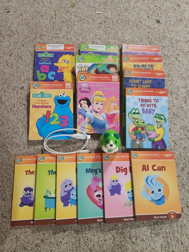 LeapFrog LeapReader Tag Junior Green Scout And Books - Image 1 of 3
