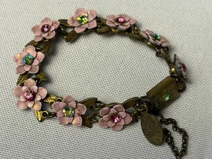 Vintage Michal Negrin Blumenform Gliederarmband Messing mit Kristallen 7" - Bild 1 von 7