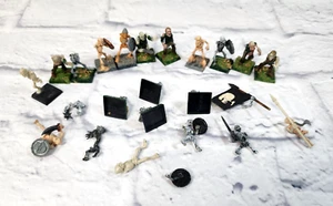 Warhammer Undead Skeletons Ghouls 90s Oldhammer  Games Workshop LOT Plastic - Picture 1 of 3