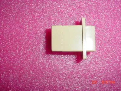 L-Com ECF504-UAB USB A-B Bulkhead Feed-through Adapter, Ivory - Image 1 of 3