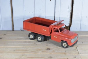 VINTAGE TRU SCALE RED INTERNATIONAL DUMP TRUCK - Bild 1 von 16