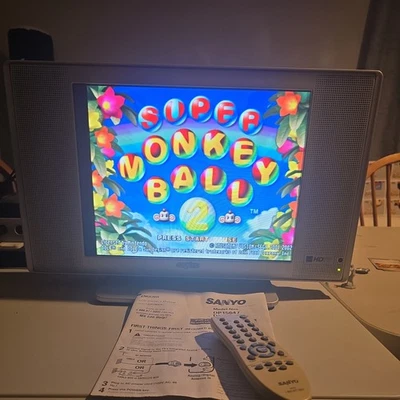 Sanyo DP15647 19” LCD TV Monitor w Remote HDMI HD PC A/V Compatible Retro Gaming - Image 1 of 4