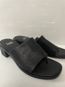 Eileen Fisher Airy sandalo in pelle con tacco a blocco nero pelle ruvida 6 - Foto 1 di 5