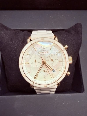 Cronógrafo deportivo Shinola Canfield 40 mm rubor cerámica, hermoso y viene con caja Foto 1 de 4