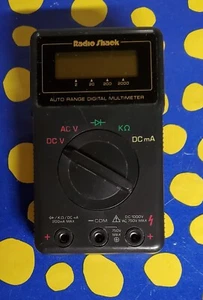 Radio Shack 22-166B Digital Multimeter--TESTED-- - Picture 1 of 11