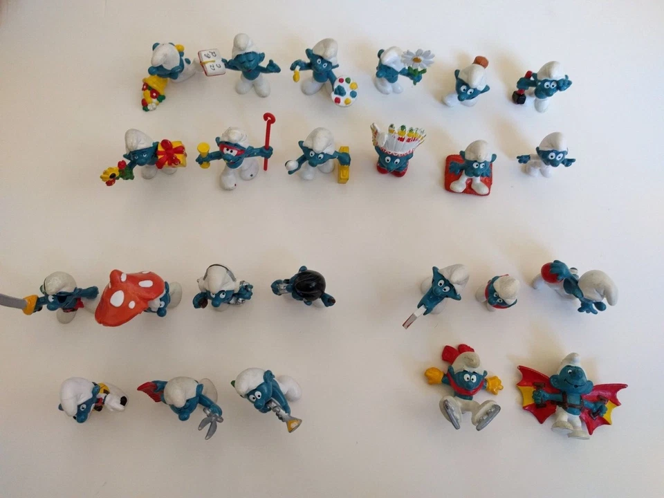 Lote de 22 estatuillas vintage de PVC Schleich Pitufos RARAS Foto 1 de 4