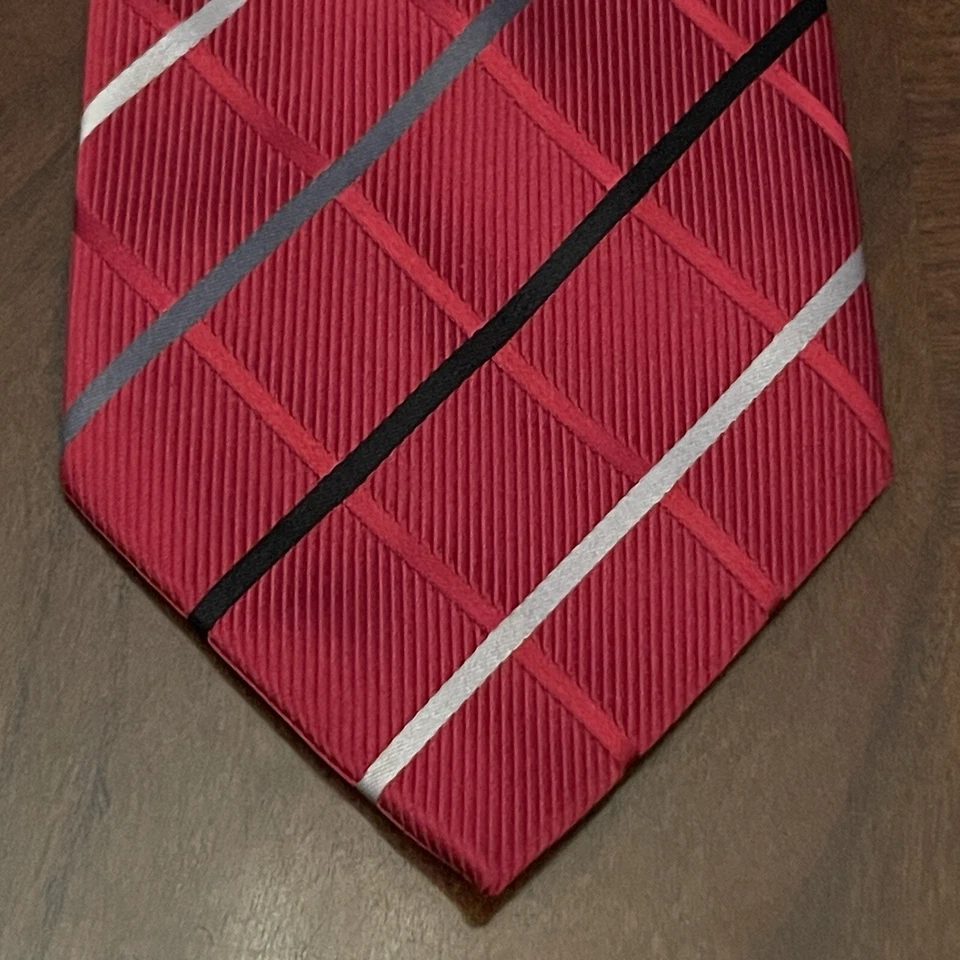 Donald J. Trump Signature Collection Hand Made Red 100% Silk Made In China ￼ - Image 1 of 4