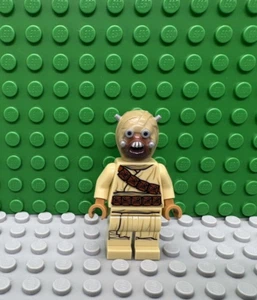 Lego mini figure Star Wars Tusken Raider NEW - Picture 1 of 1