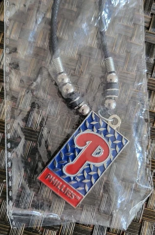 MLB BASEBALL PHILLIES COLLECTIBLE ROPE NECKLACE VERY COOL PENDANT CHARM Cover