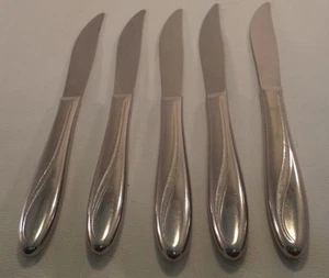 Oneida Stainless Flatware Hollow Handel Dinner Knives Silver Color Set of 5 - Picture 1 of 3