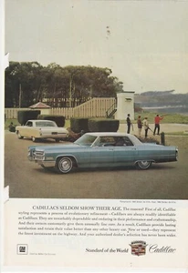 "Anuncio original de la revista Cadillac 1966 ""Cadillacs rara vez muestran su edad" - Imagen 1 de 1