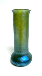 Vaso Papillon In Vetro Iridescente Loetz Art Nouveau Boemo - Circa 1898 - Foto 1 di 3